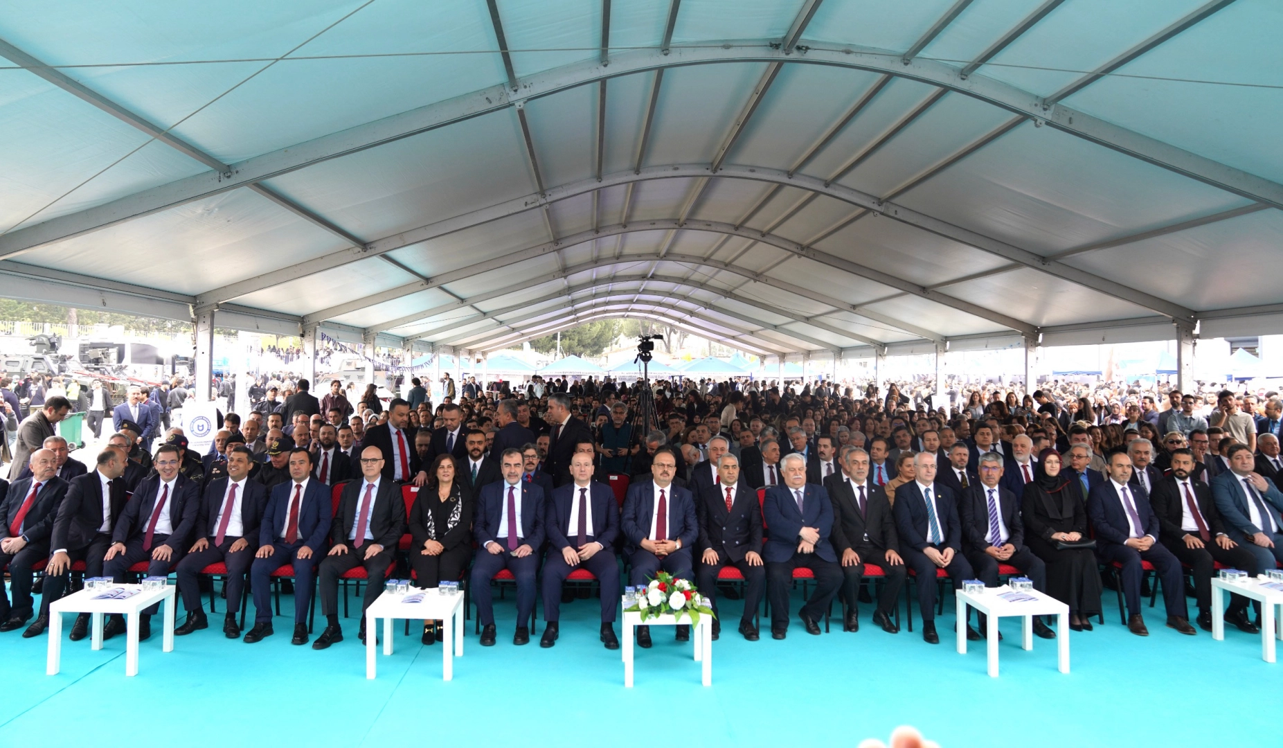 TKİ, EGE BÖLGESEL KARİYER FUARI’NDA GENÇLERLE BULUŞTU