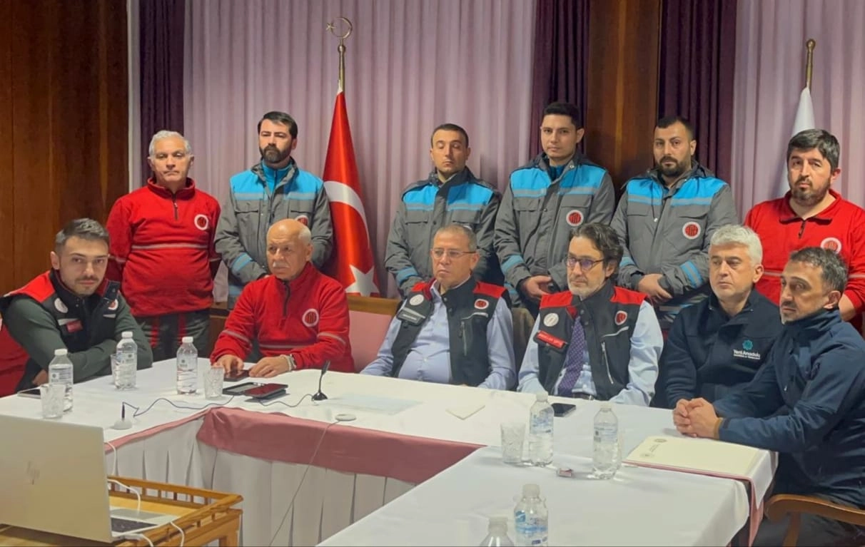 ENERJİ ve TABİİ KAYNAKLAR BAKANI ALPARSLAN BAYRAKTAR’DAN YENİ YIL MESAJI